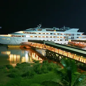 Botel Vintage Luxury Yacht