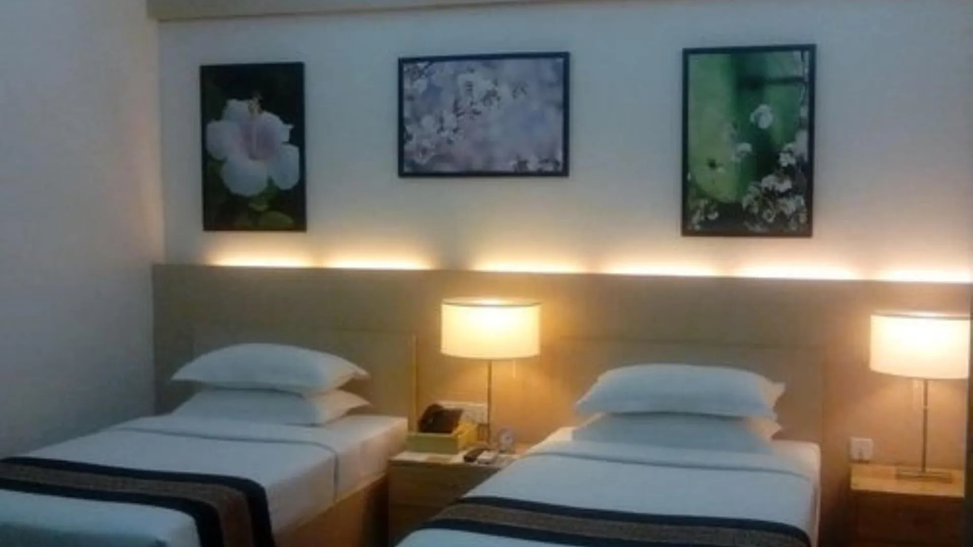 Hotel 7 Mile Yangon