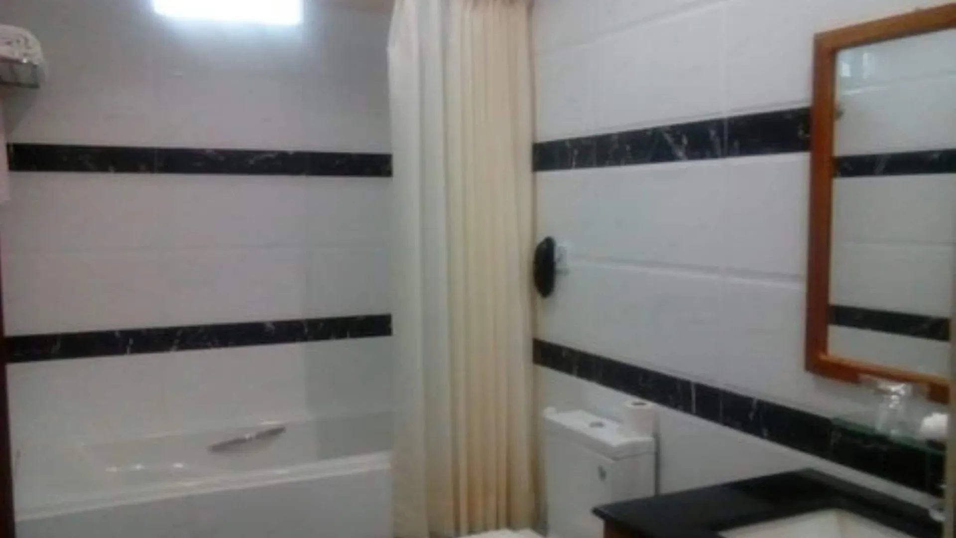 Hotel 7 Mile Yangon
