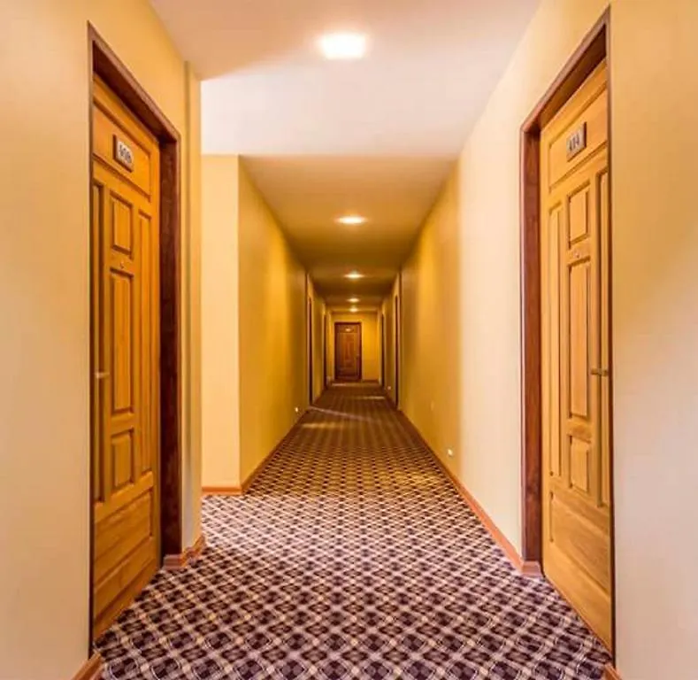 Hotel 7 Mile Yangon