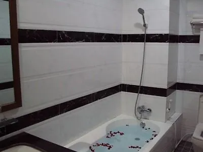 Hotel 7 Mile Yangon