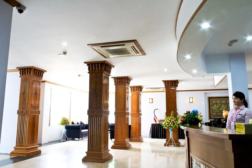 Hotel 7 Mile Yangon 3*,  Myanmar